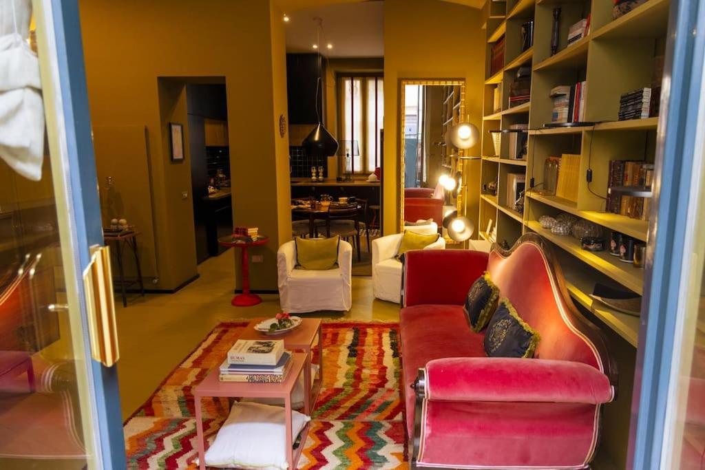 Luxury Bohemian Suite With Private Garden In Milan Exterior photo